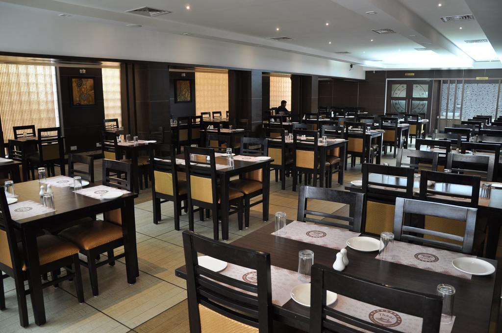 Hotel Shaans Tiruchirappalli Phòng bức ảnh