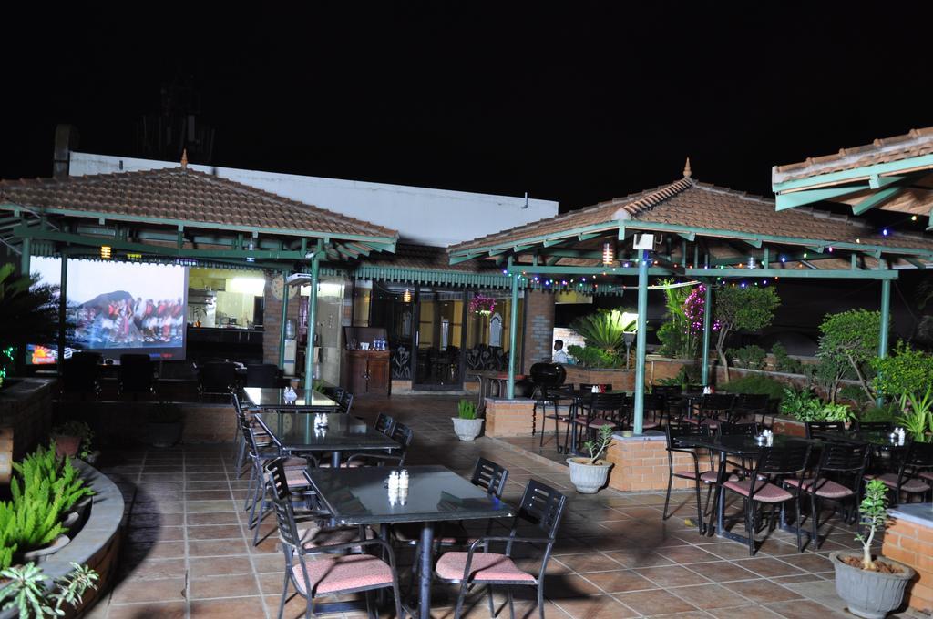 Hotel Shaans Tiruchirappalli Phòng bức ảnh